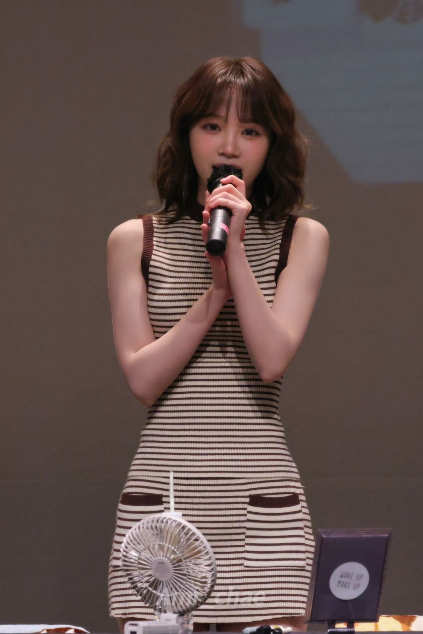 [르세라핌] 어른 김채원 유치원생