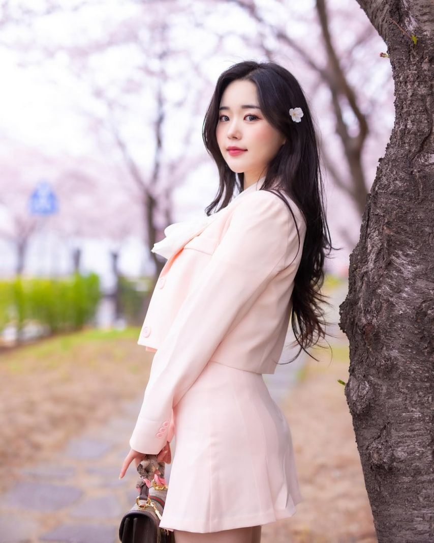 홍지은