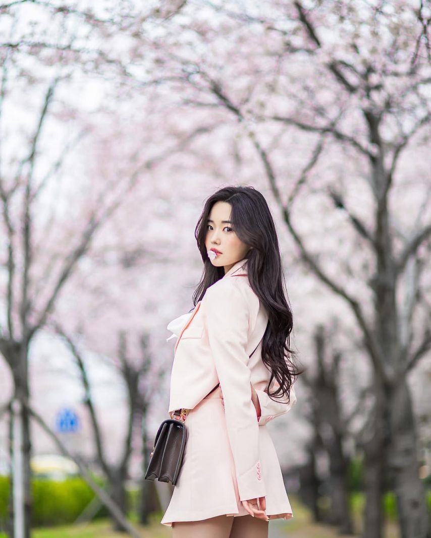 홍지은