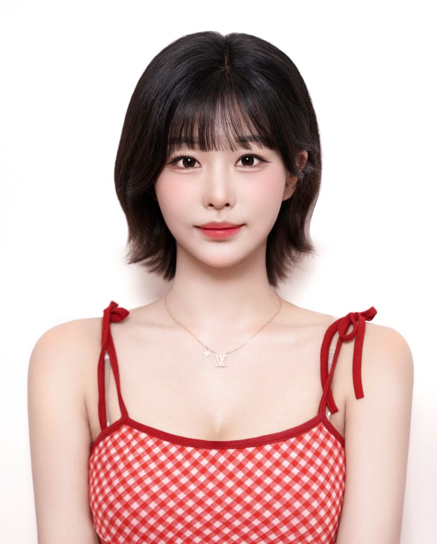천소윤 증명사진