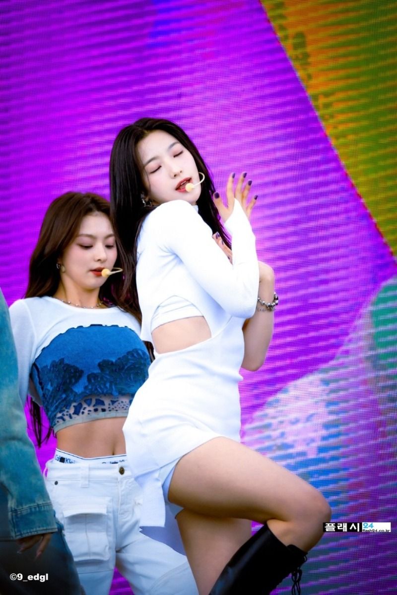 프로미스나인 이새롬