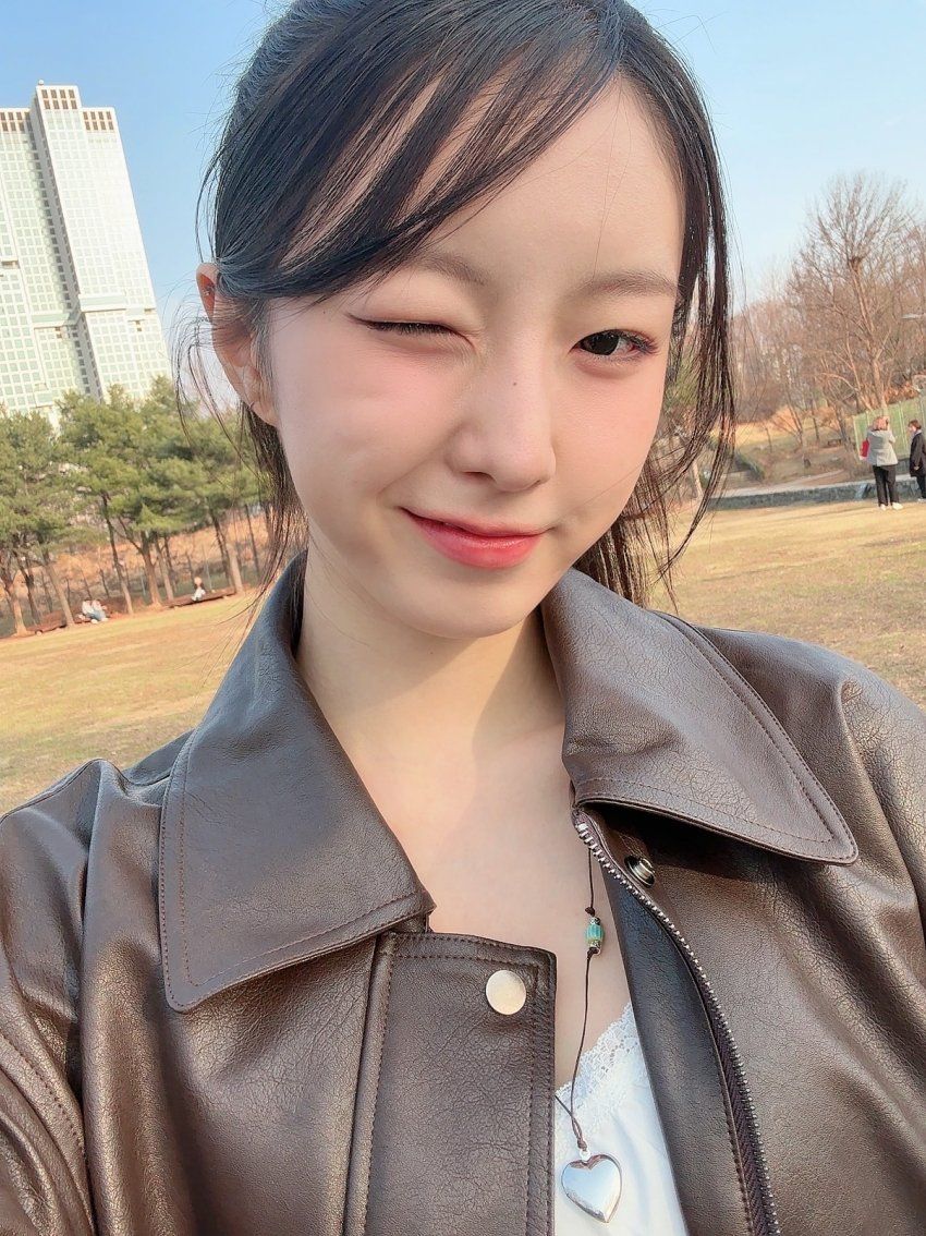 라잇썸-주현