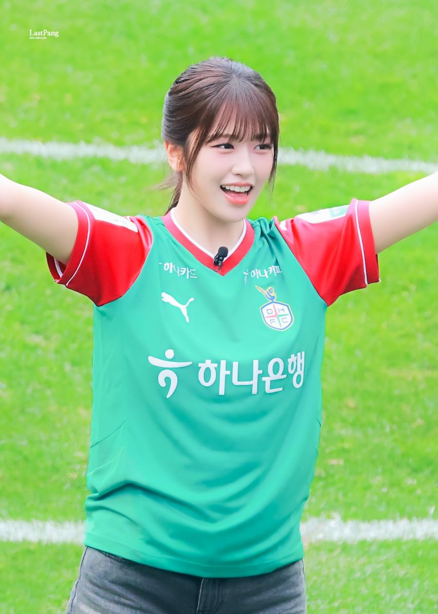 아이브 안유진