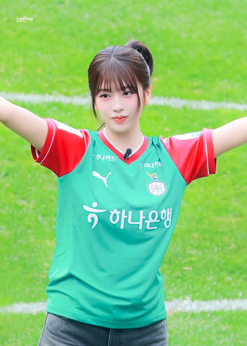 아이브 안유진