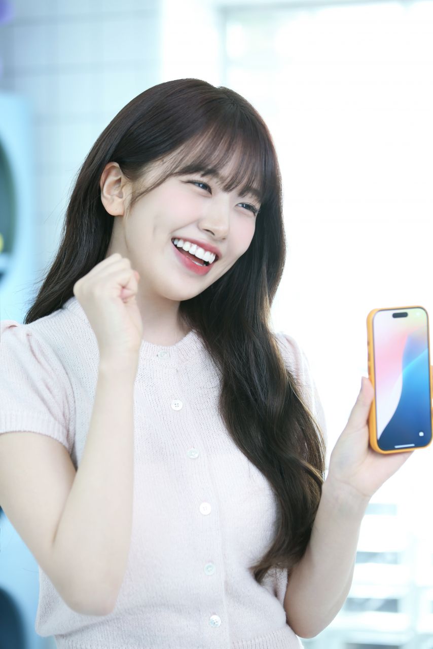 아이브 안유진, 레이 X ‘포켓몬 카드 게임 Pocket’ 광고 촬영 현장 비하인드
