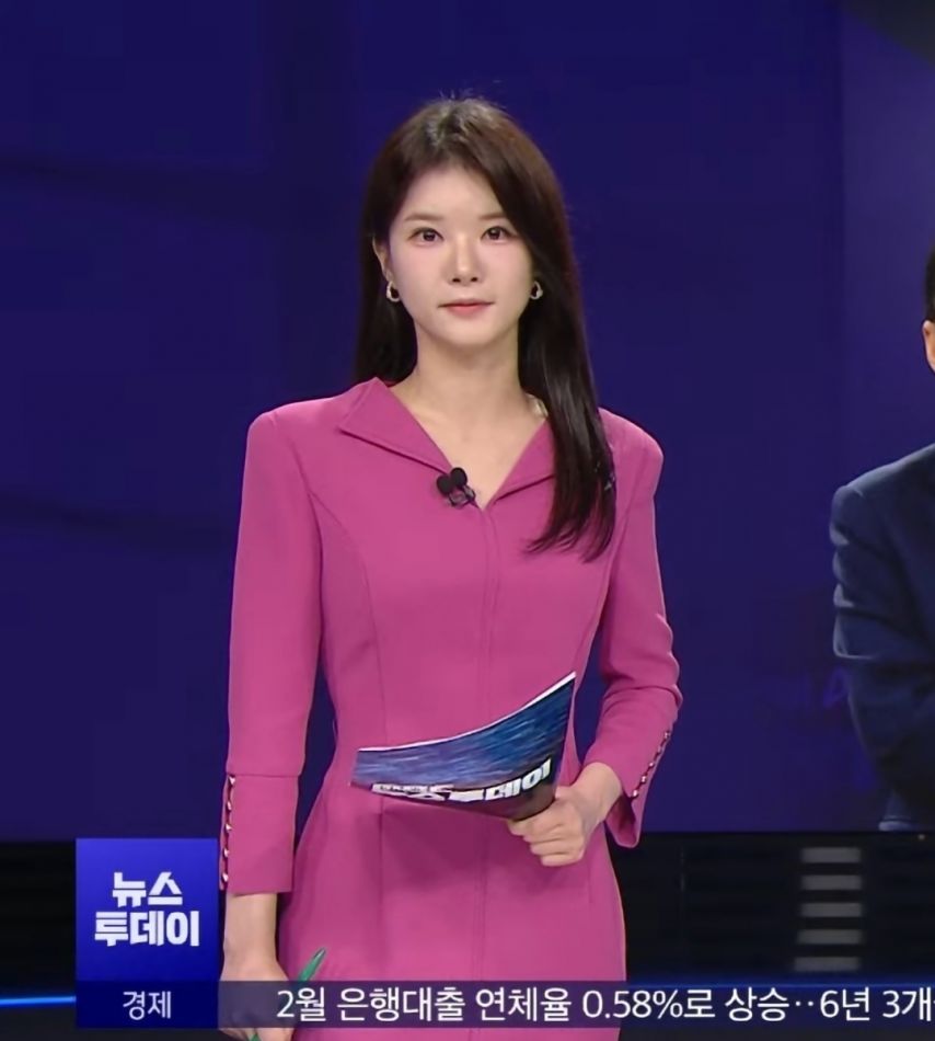 mbc 뉴스투데이 박소영 아나운서.jpg
