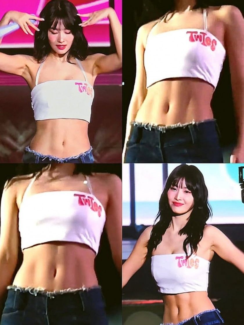 복근 골반라인이 섹시한 트와이스 모모
