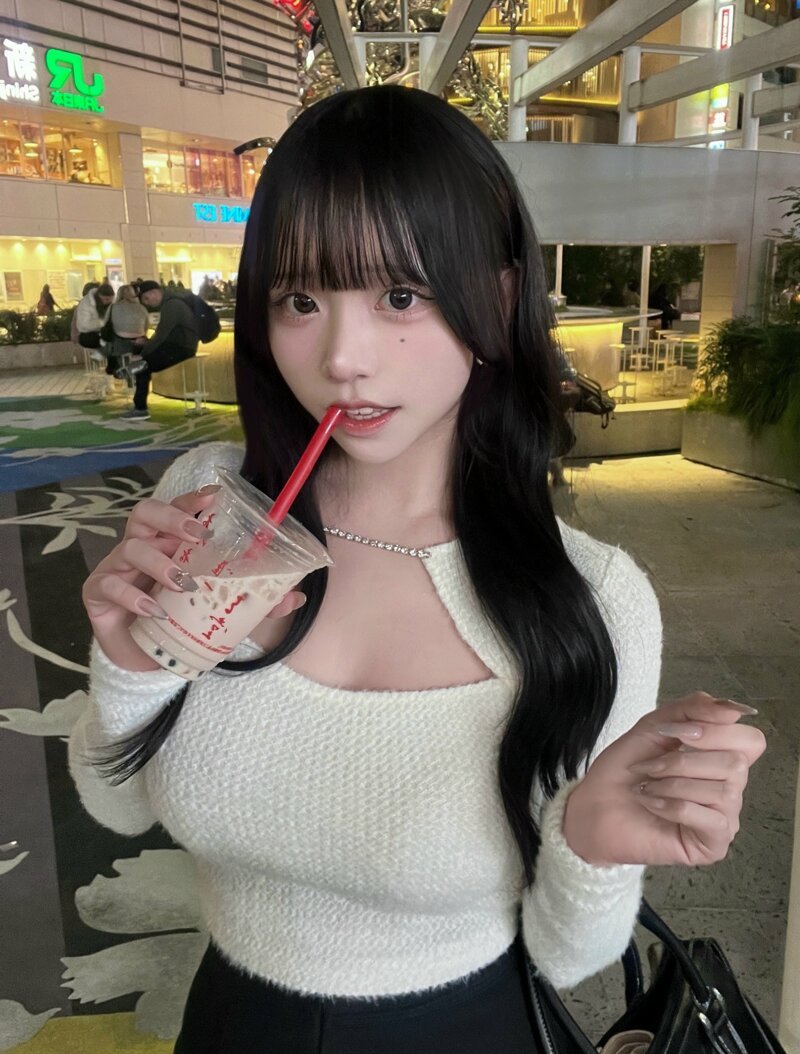 일본 코스어 겸 모델누나
