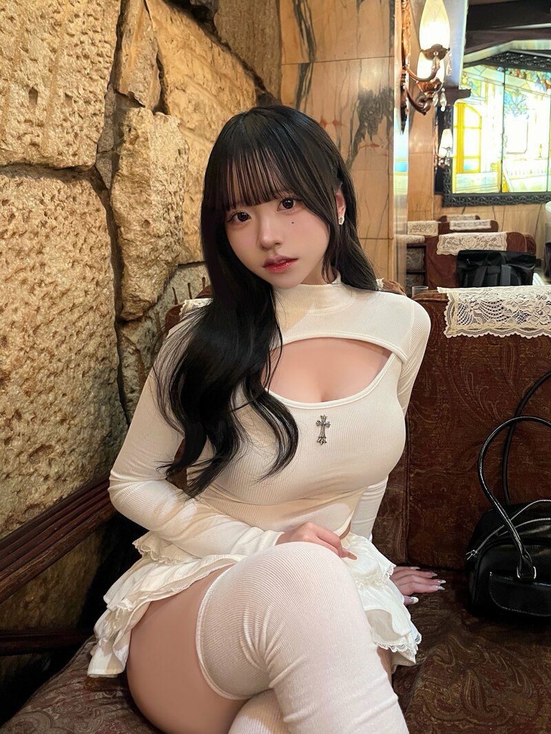 일본 코스어 겸 모델누나