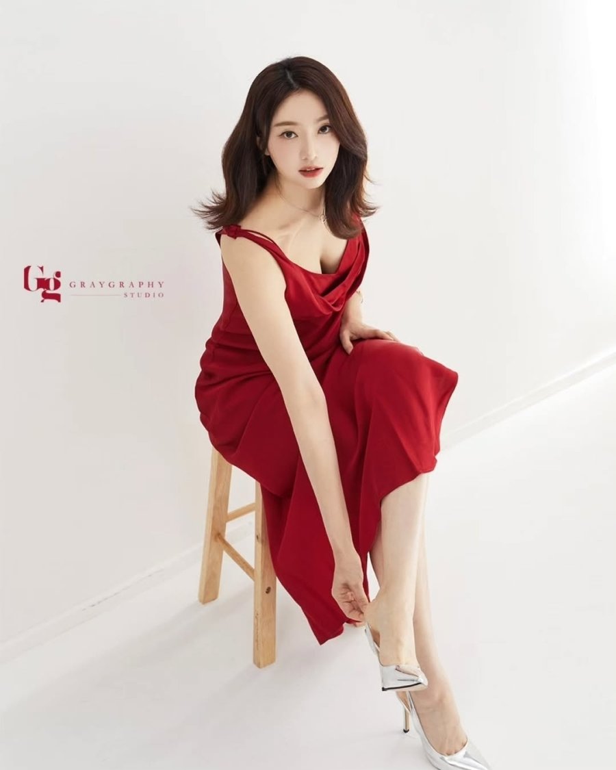 조수빈 아나운서 빨간 드레스 미모