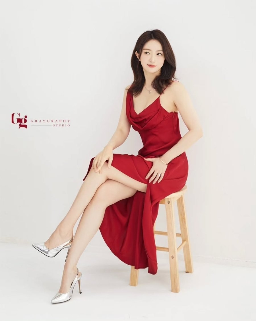 조수빈 아나운서 빨간 드레스 미모