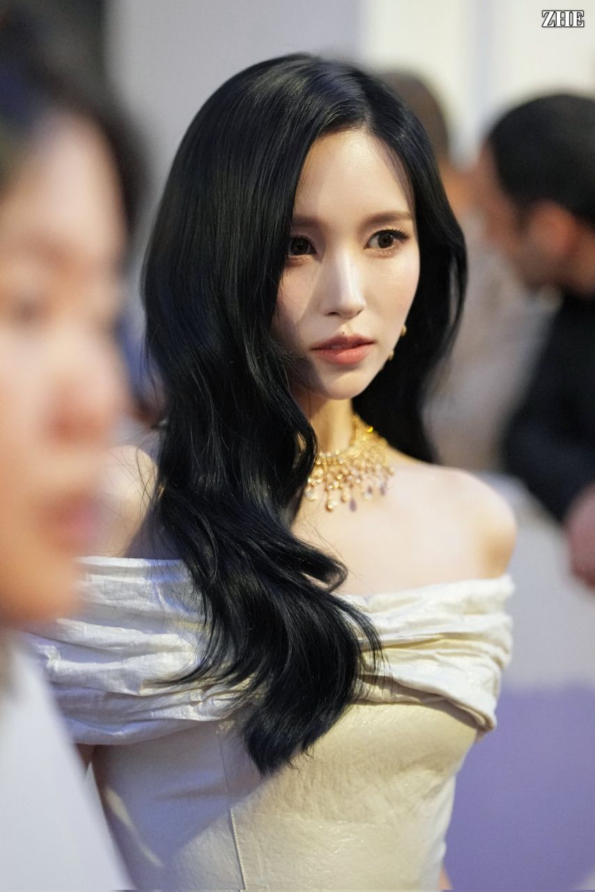 트와이스 미나_ 프랑스 칸느