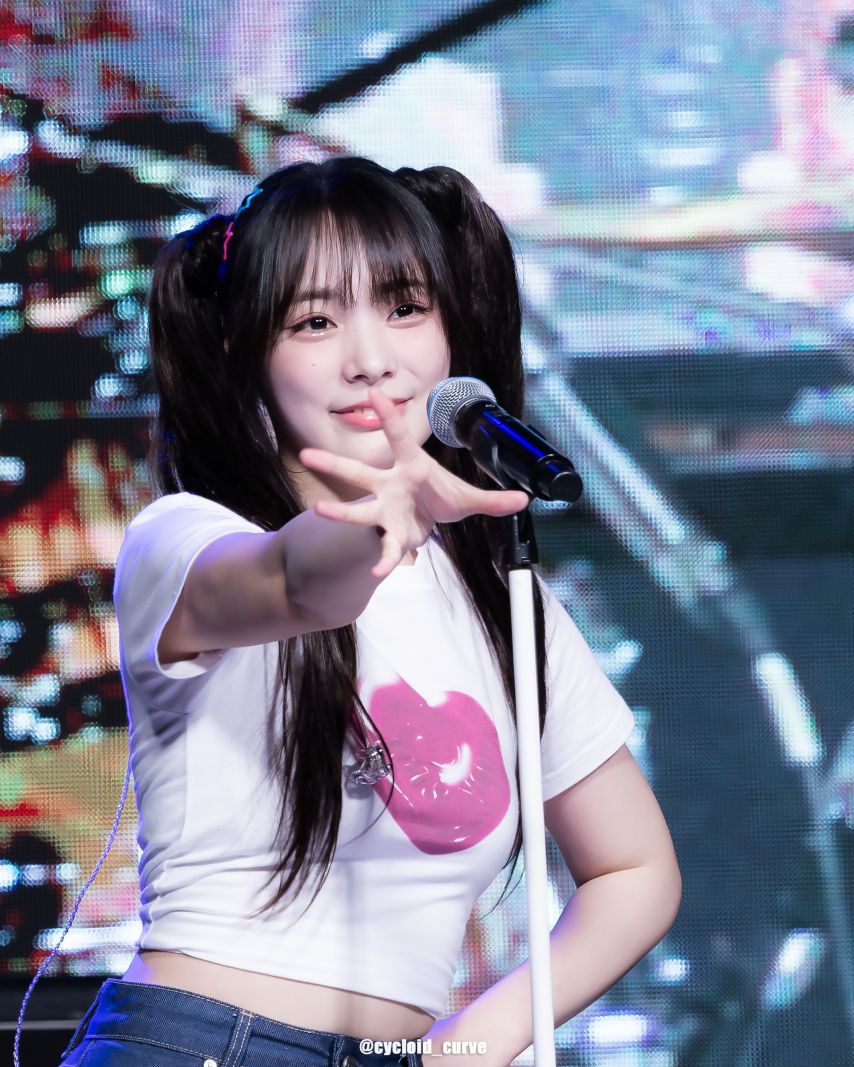 QWER 시연