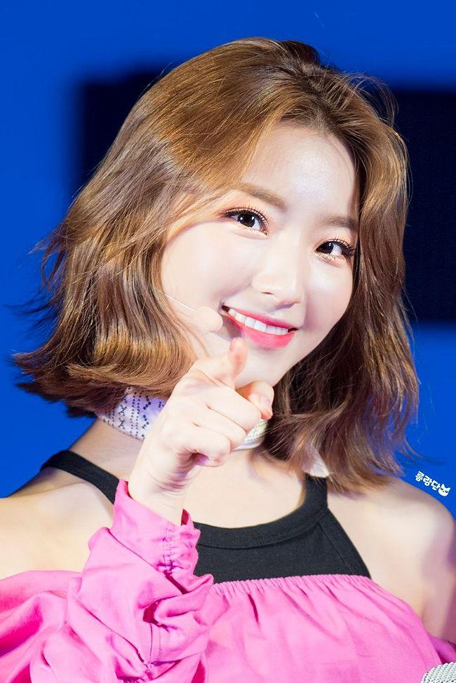 프로미스나인 이새롬