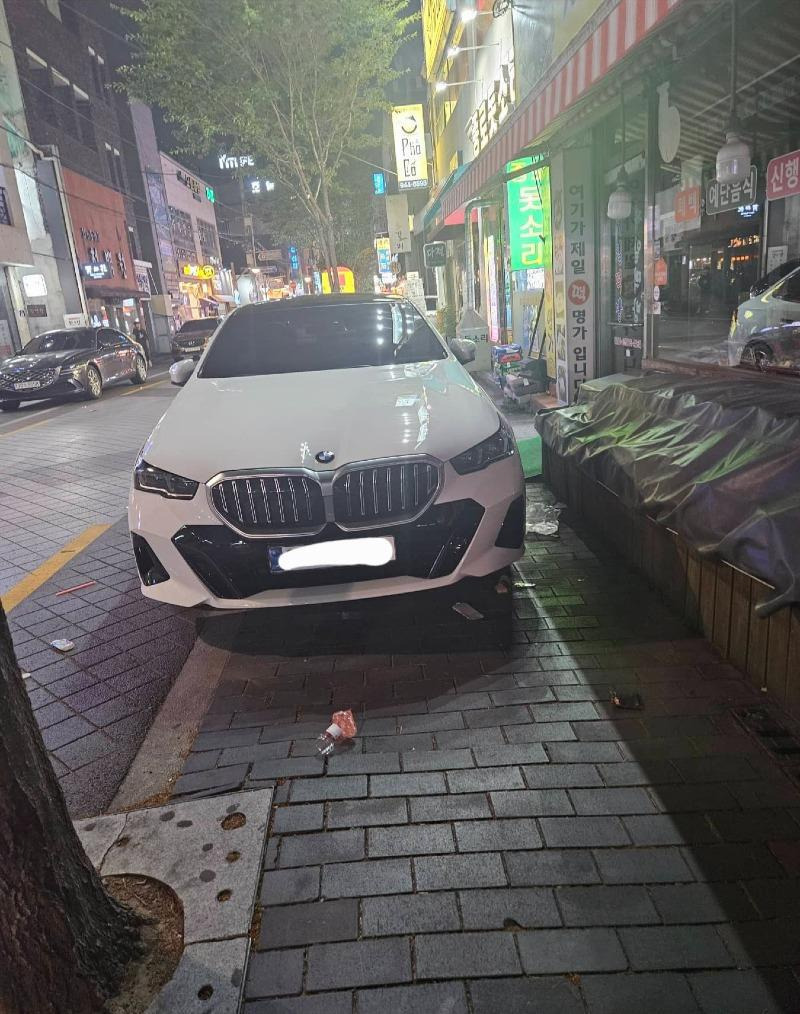 대구 동성로 인도 주차 95대 신고