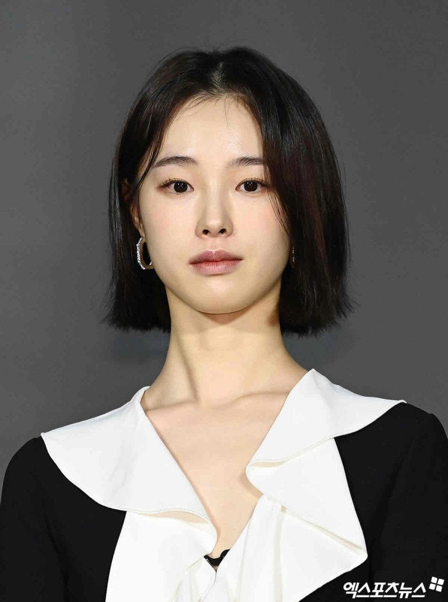 [단독]이동건의 그녀…16살 차이 배우 강해림이었다..