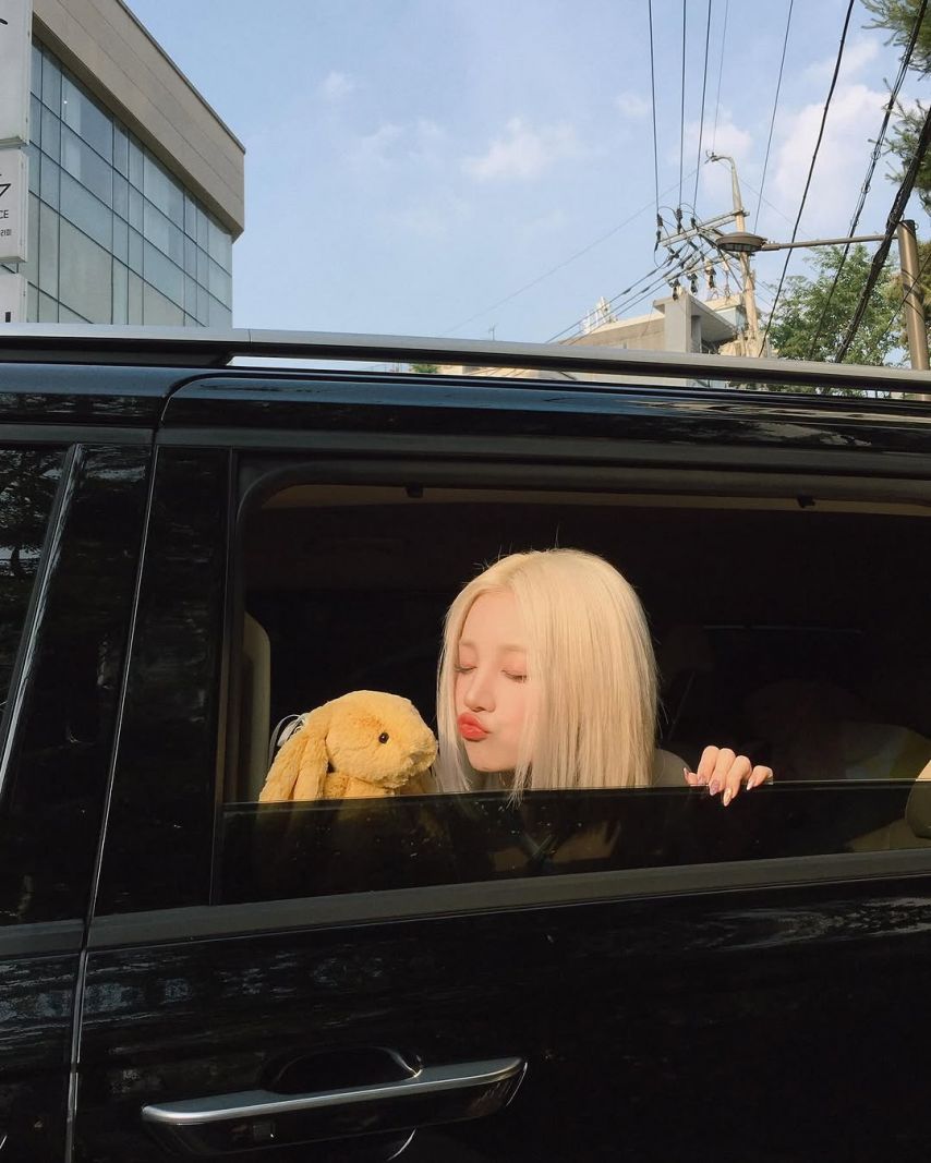 아이들 우기 SNS