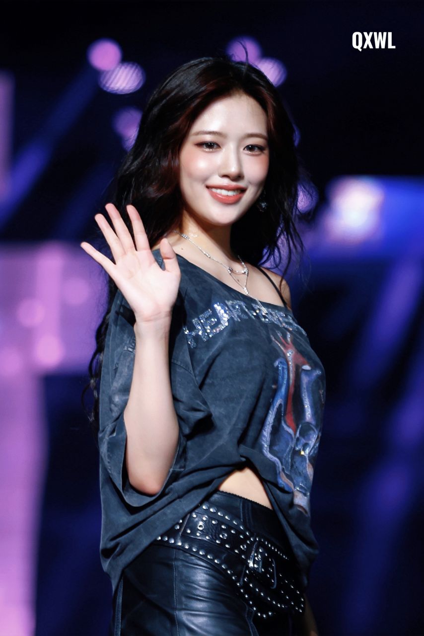[아이브]  안유진 .... KTPOP