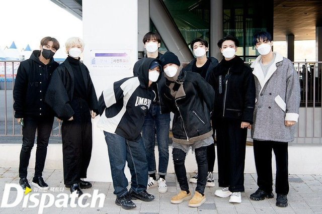 어느 아이돌의 투표 인증샷
