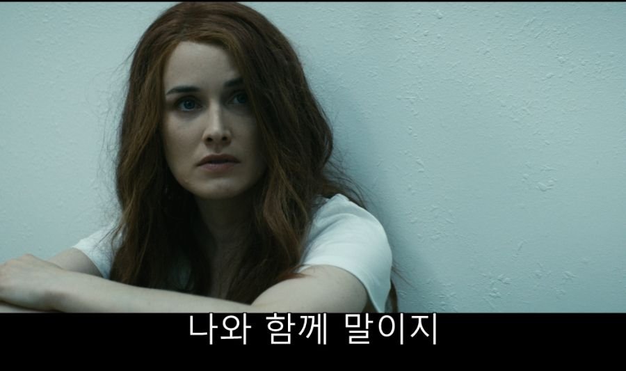 대사와 표정만으로 쓰레기 냄새를 풍기는 남자