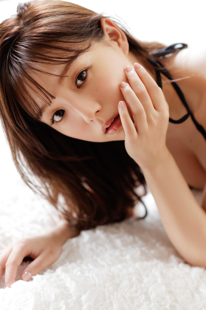 시노자키 아이, 예쁘게 뽑힌 1월 몸매 근황