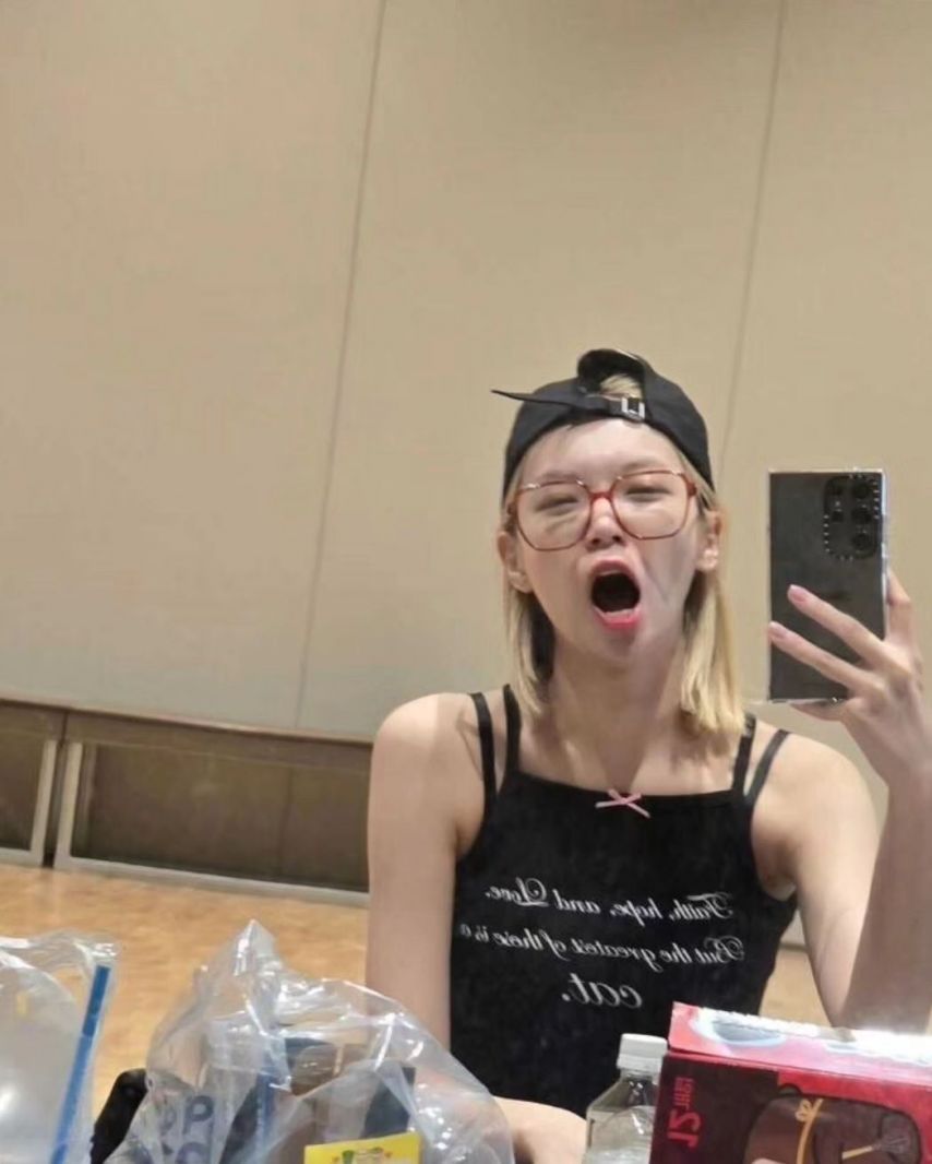 르세라핌 채원