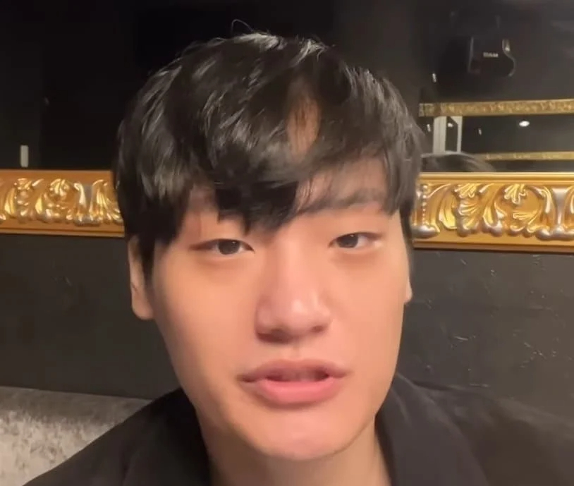 살을 60kg 뺀 사람의 외모 변화 (150kg->90kg)