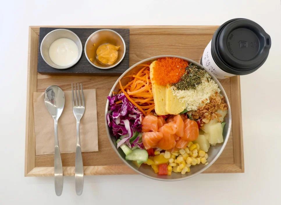 강남에 위치한 샐러드 맛집의 은밀한 비밀 ㄷㄷㄷㄷ