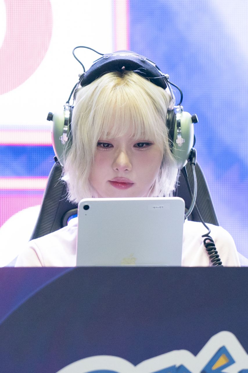 VIVIZ 은하