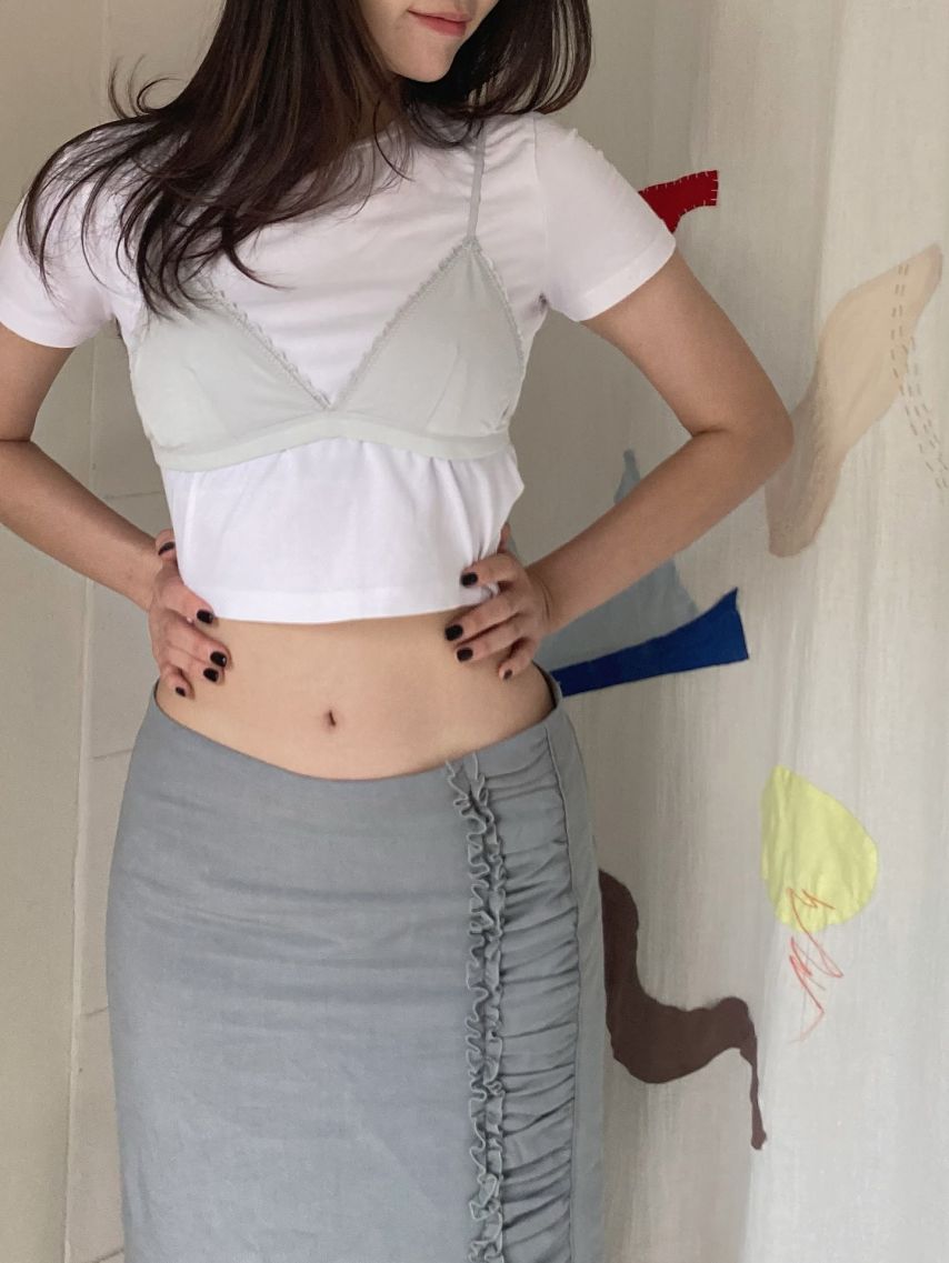 배꼽티 위에다 브라입은 기희현 (인스타)