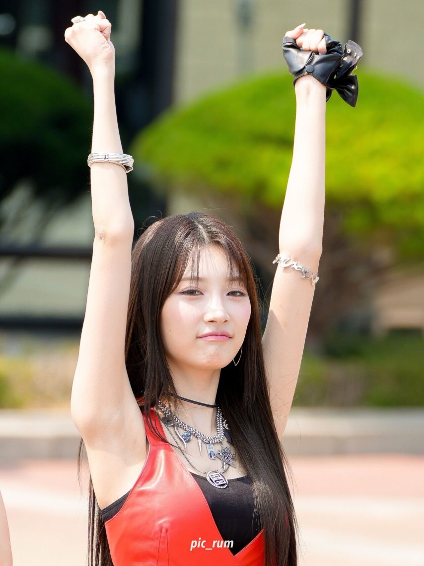 우아 민서