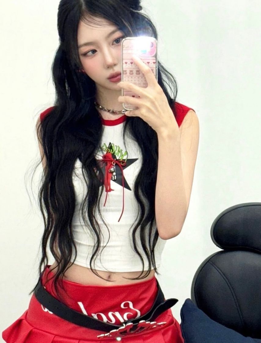 BADVILLAIN (배드빌런) 윤서
