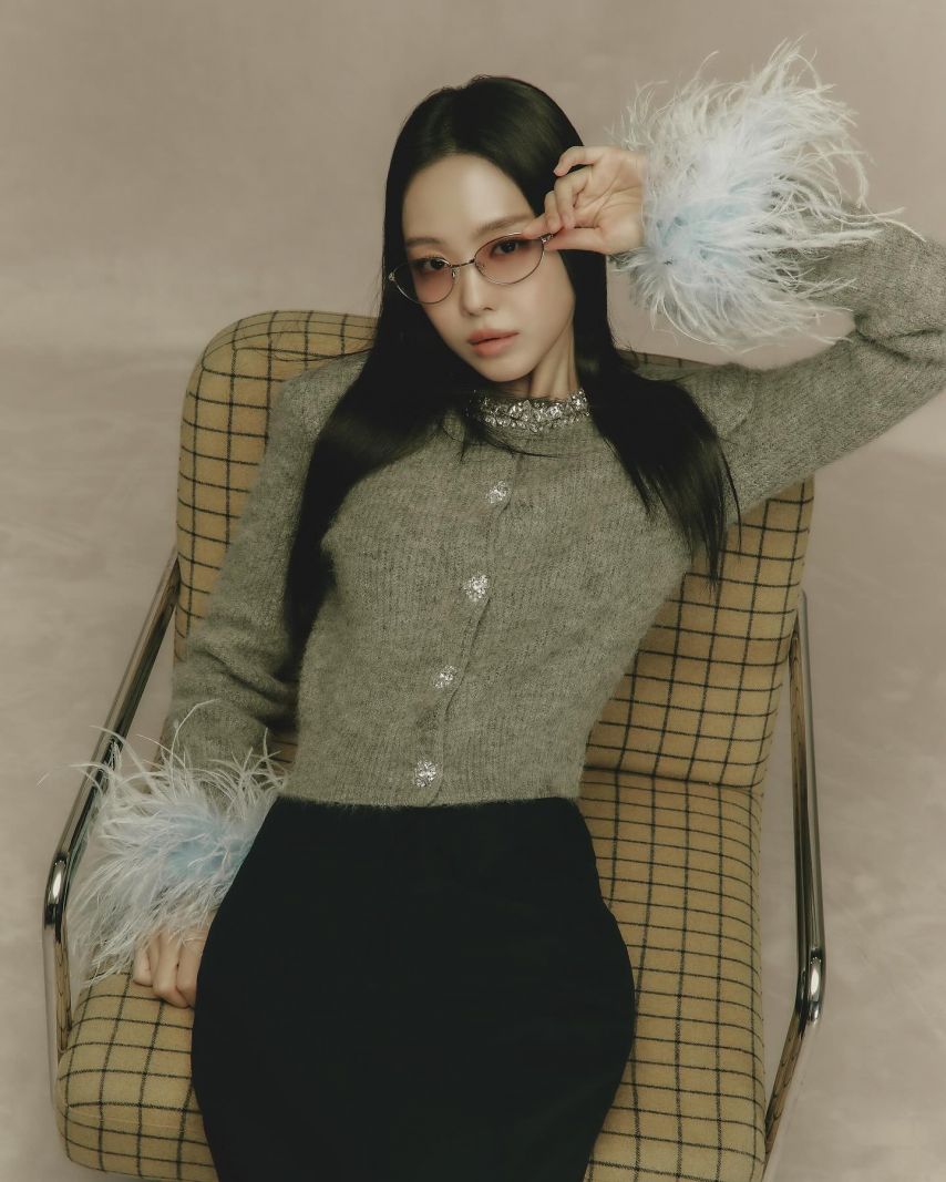 손나은 인별 아르마일AREMILE
