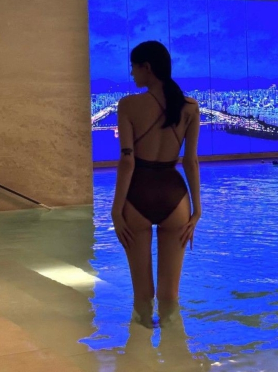 연고전에서 뜬 일명 삐끼삐끼 추는 고려대녀 다은 비키니 몸매