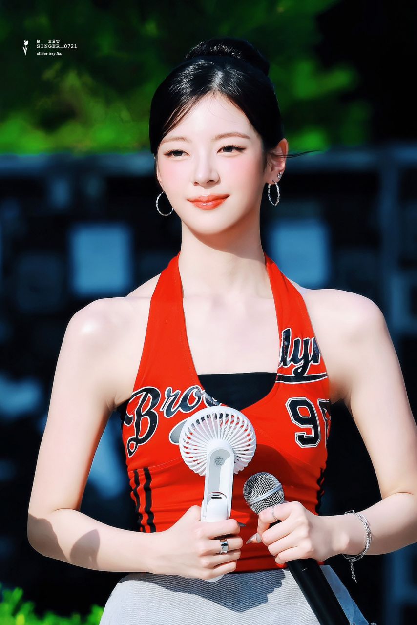 ITZY 리아