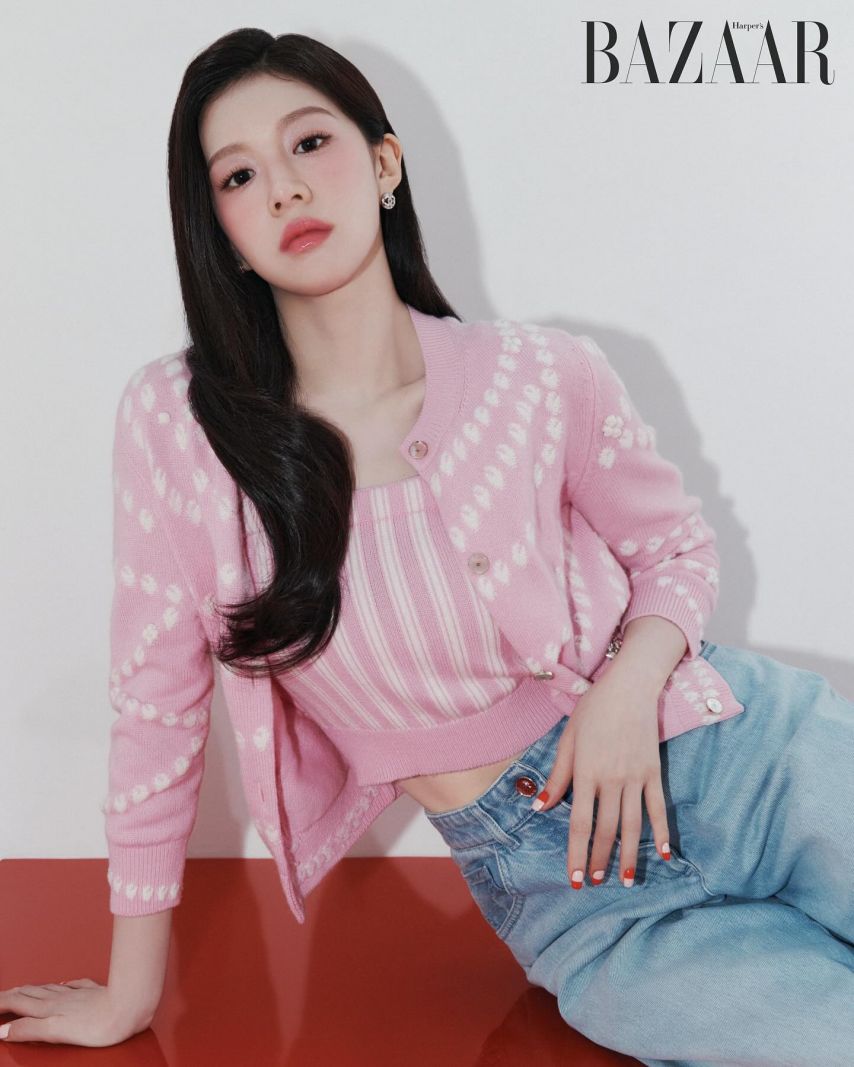 고윤정 BAZAAR