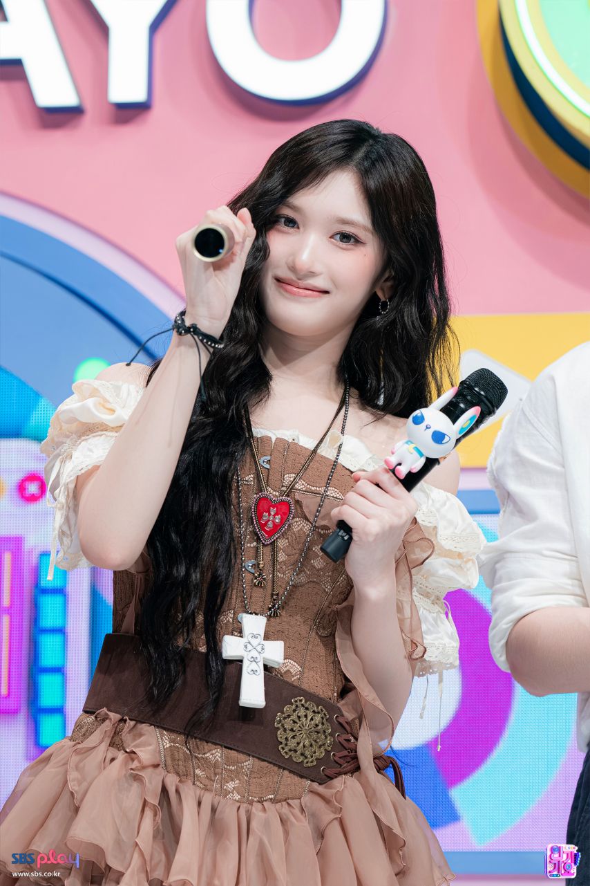 아이브 이서 인기가요 현장포토