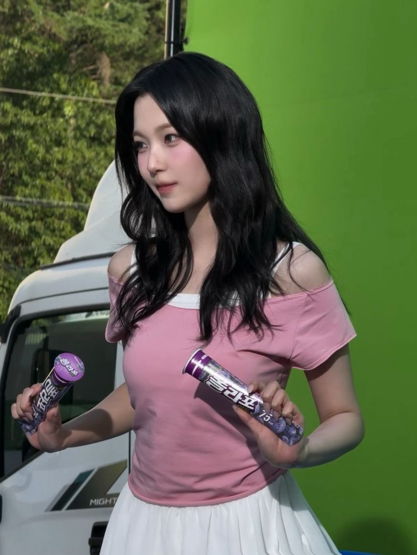 프로미스나인 백지헌