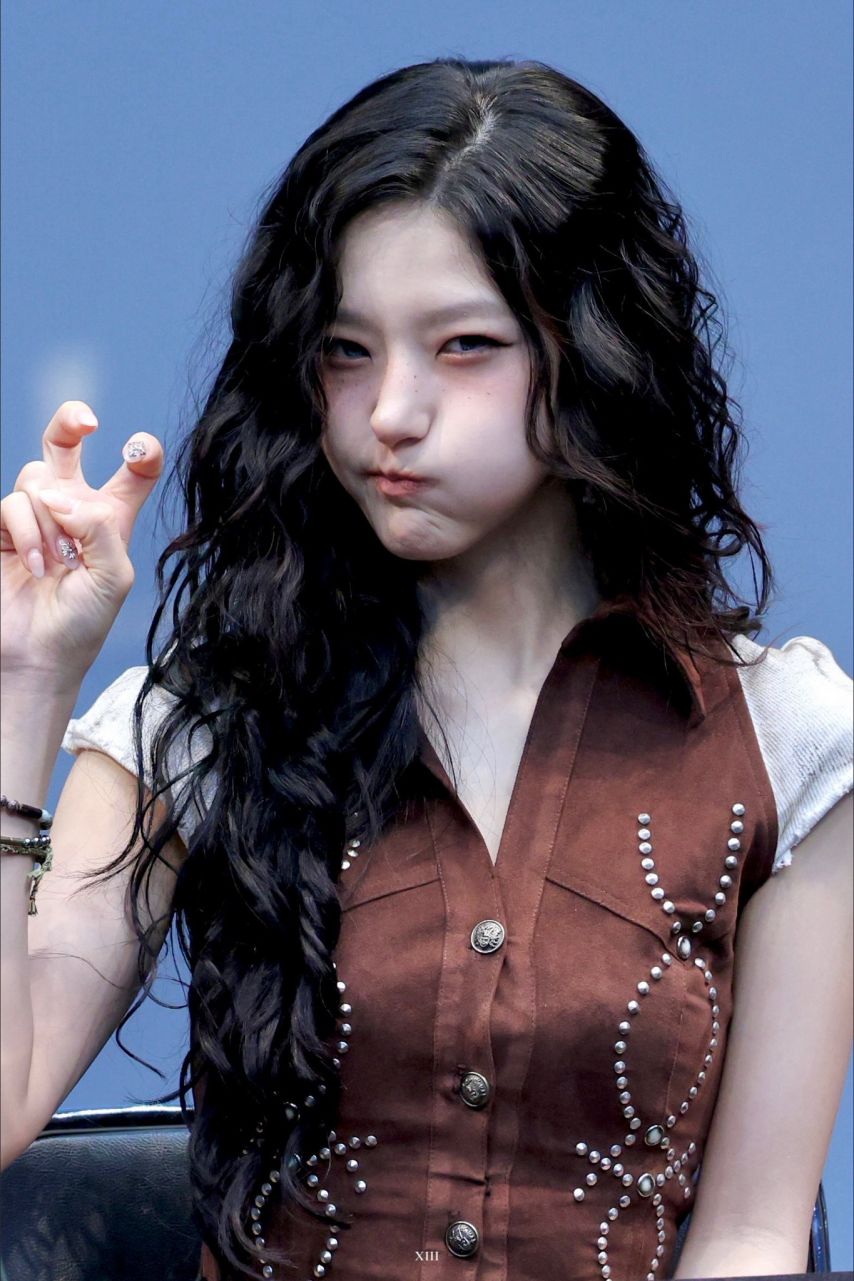 키스오브라이프 하늘