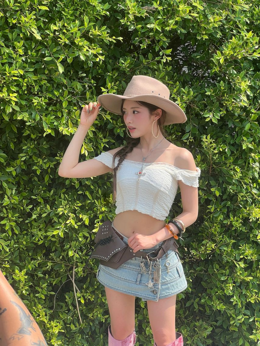 프로미스나인 박지원