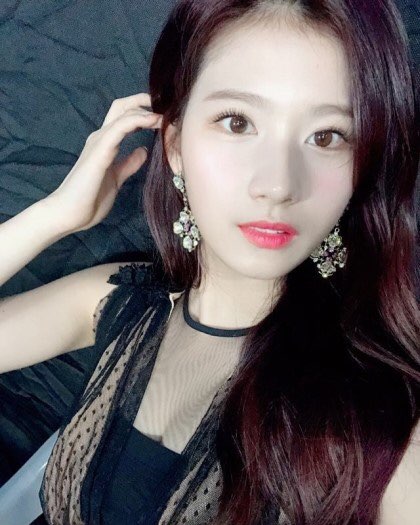 트와이스 사나