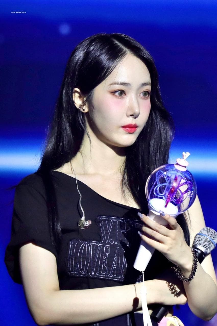 비비지 신비 엄지