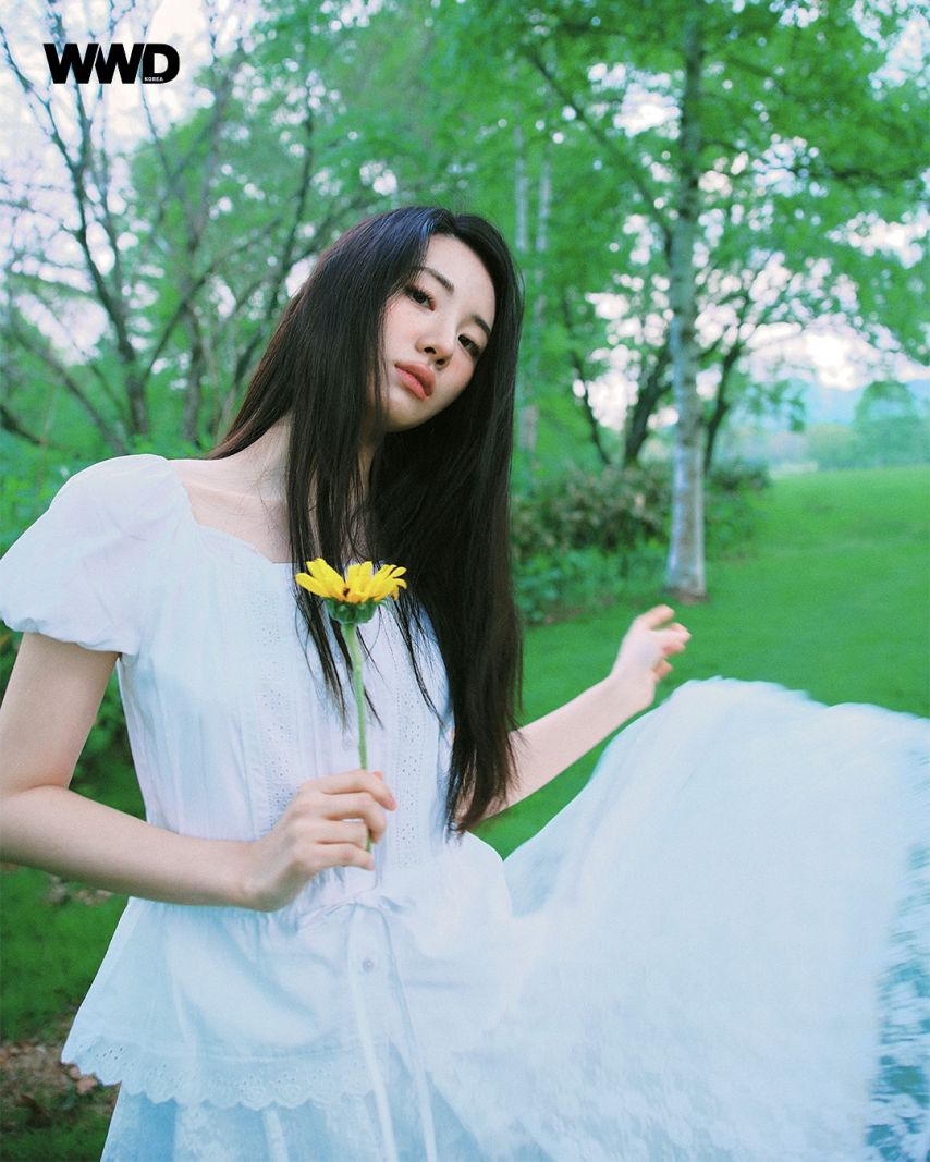 신시아 WWD