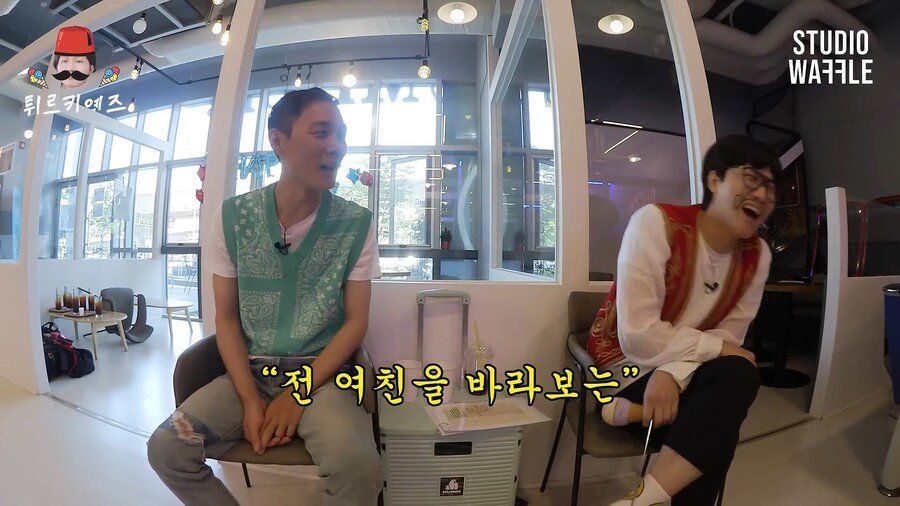 서열 1위한테 여친 뺏긴 고릴라