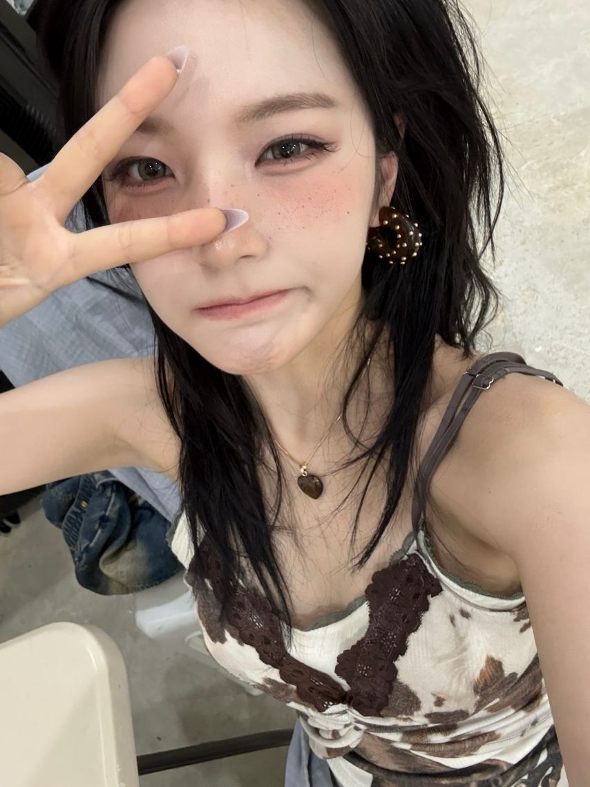 프로미스나인 송하영,이나경,백지헌