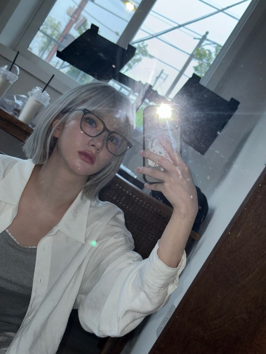 은하_ 신비_ 엄지 VIVIZ비비지 인별_ 신비 241116