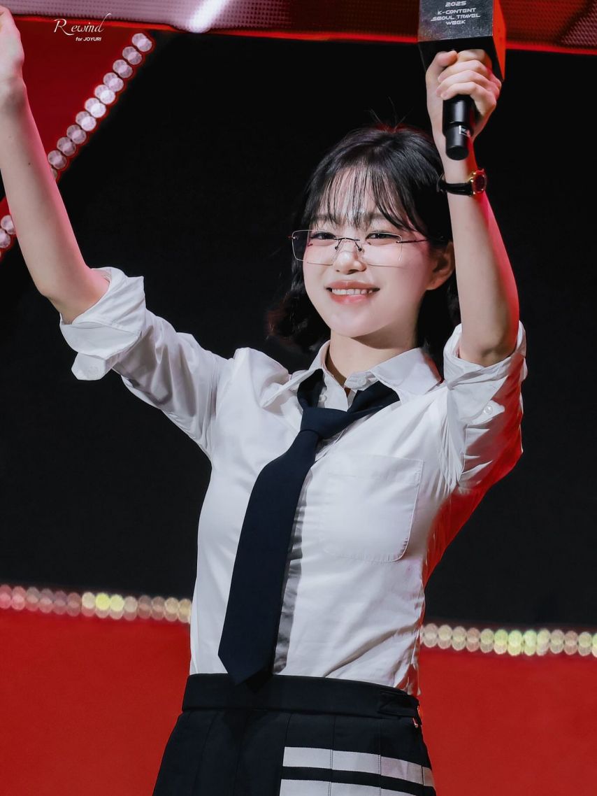 조유리