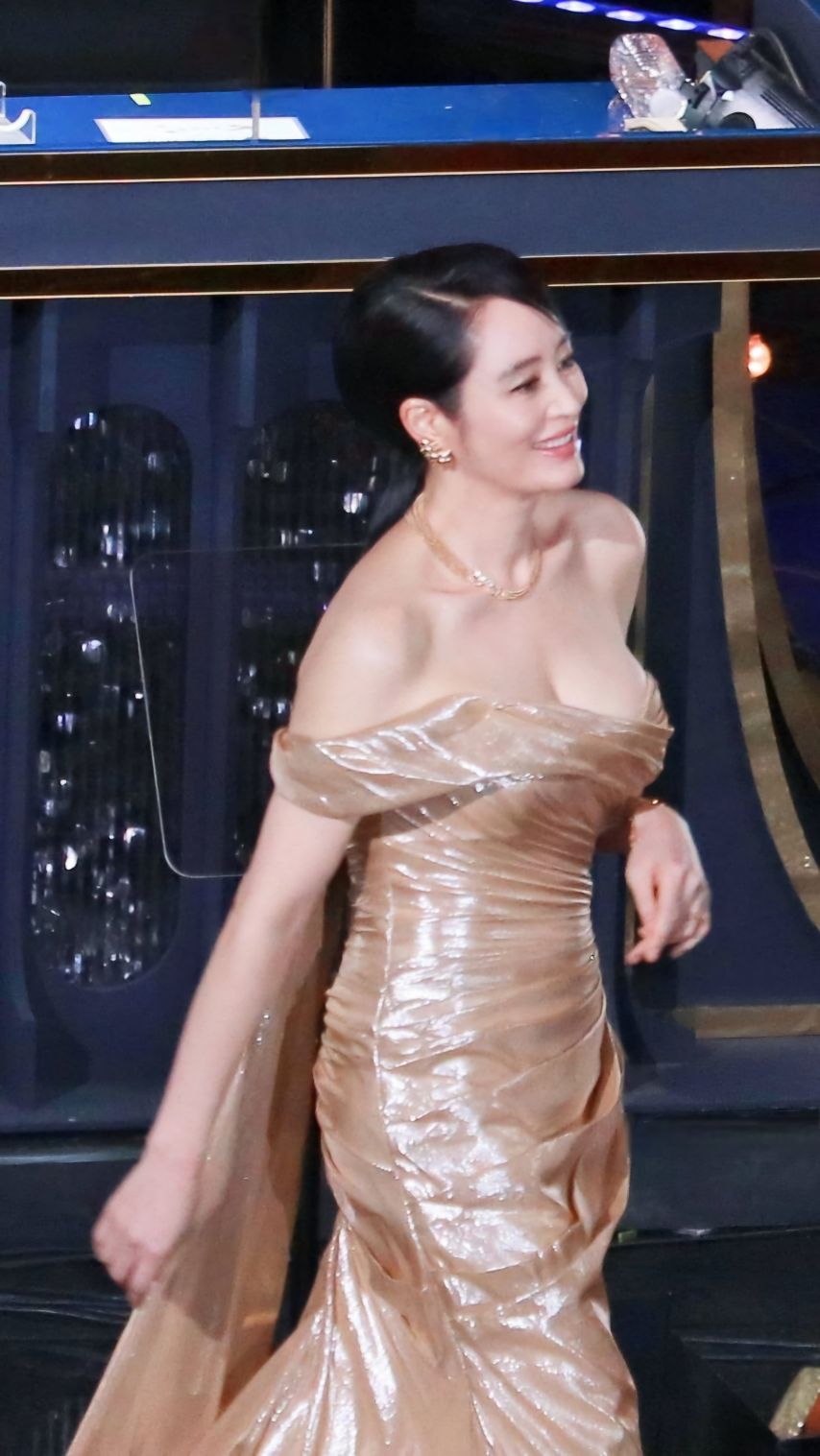 김혜수 .jpg