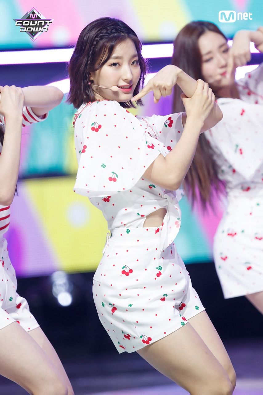 프로미스나인 이새롬