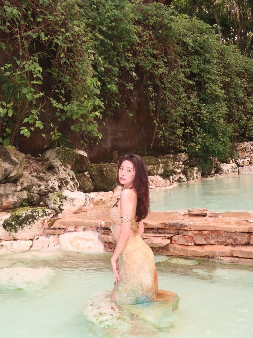 비키니 수영복 기희현 인스타